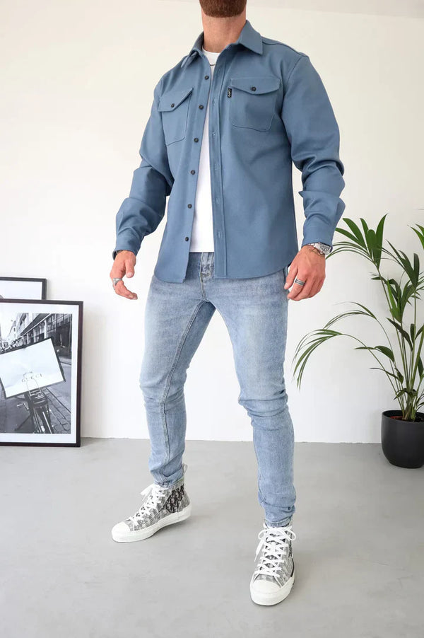 Veste surchemise homme à fermeture boutonnée au design moderne