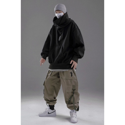 Le sweat à capuche Ninja