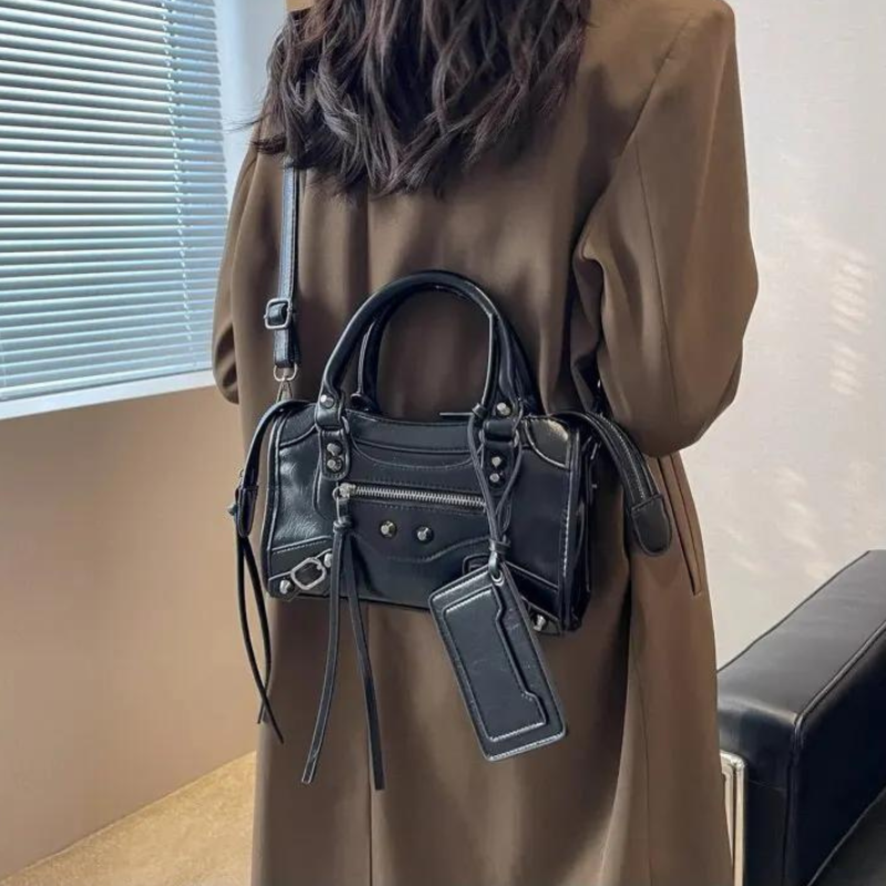 Dara - Petit Sac à Main Rétro en Cuir