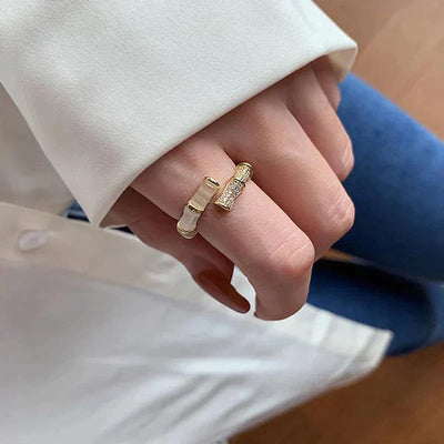 Bague en bambou opale - Une belle bague avec un attrait puissant !