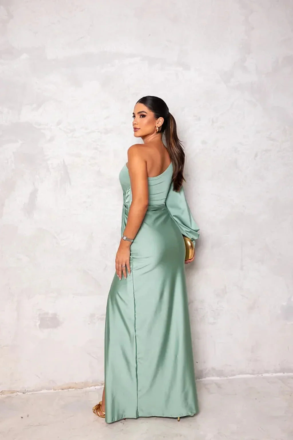 KYARA | Robe élégante et sophistiquée