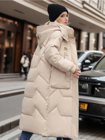 Veste longue pour femme au style moderne et élégant