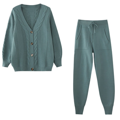 Winnie Winter Set | Charmant ensemble 2 pièces avec cardigan tricoté et pantalon confortable