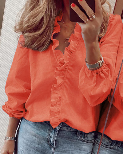 Vanessa - Le chemisier stylé et insolite