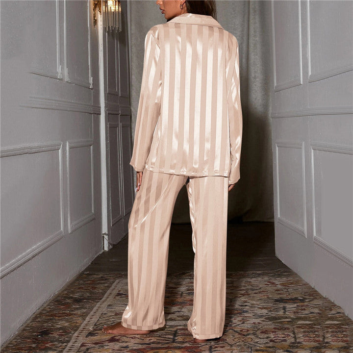 Margo - Pyjamas en soie stylés pour femmes