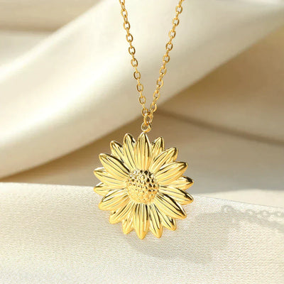 Naomi - Collier médaillon tournesol