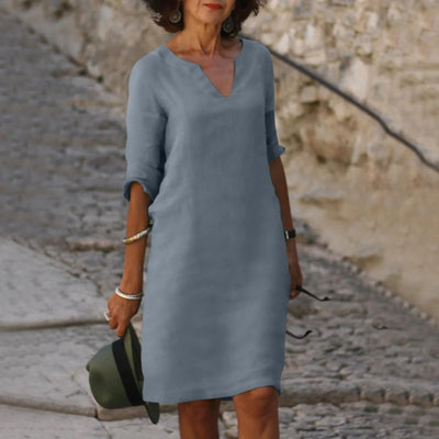 HANNAH | Robe élégante à col en V