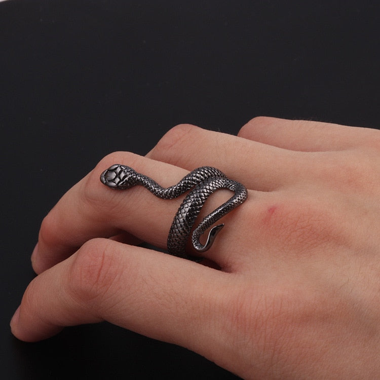 Anneau en python - Design unique et élégant