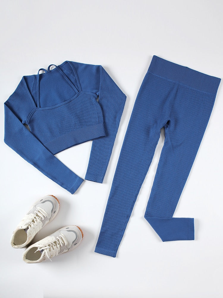 Lena Yoga Set - Un ensemble de sport sexy et confortable