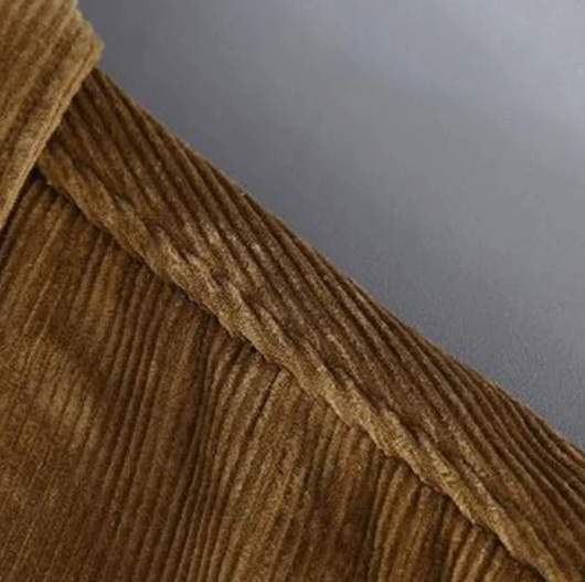 RAYN | Veste en velours côtelé au design classique
