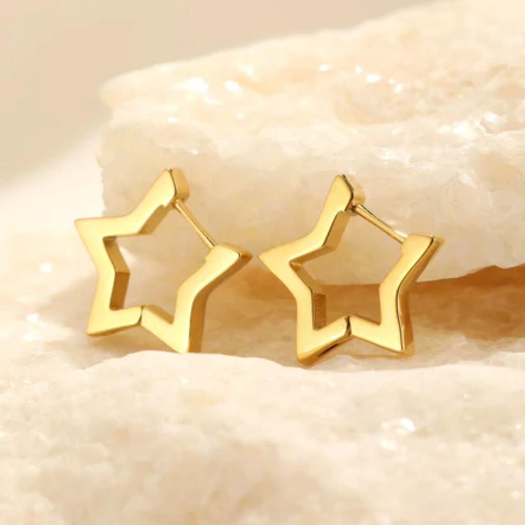 Ambre - Boucles d'Oreilles Créoles Étoile Dorées Tendance et Ludique