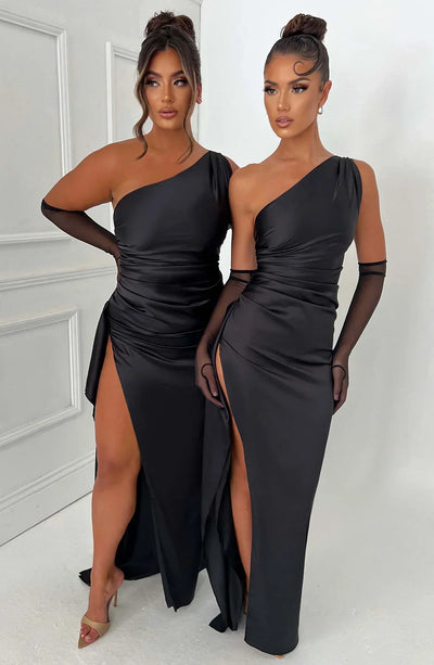 Zora | Robe longue plissée satinée à une épaule pour femmes
