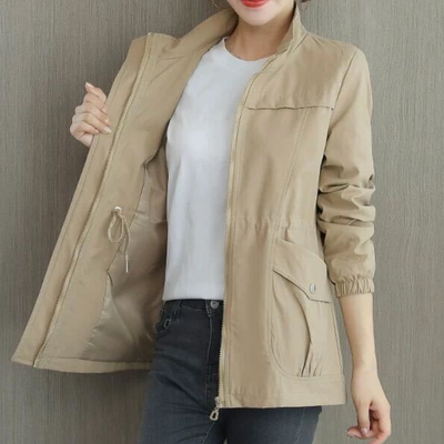 Nora Slim Windbreaker - Élégant et moderne