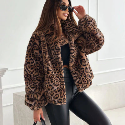 Alexandra - Veste à imprimé léopard duveteuse pour femme