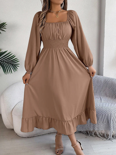 Alice - Robe à manches longues avec encolure carrée et bord froncé