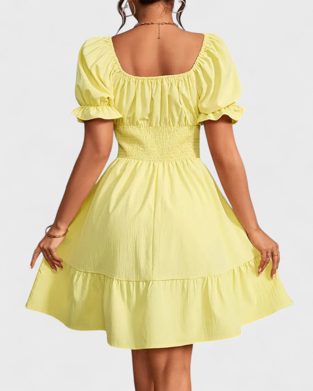 Violette | Robe d'été unie à manches bouffantes et ourlet volanté