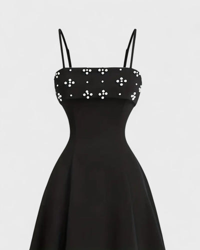 Victoire | Robe midi à perles fines et bretelles croisées