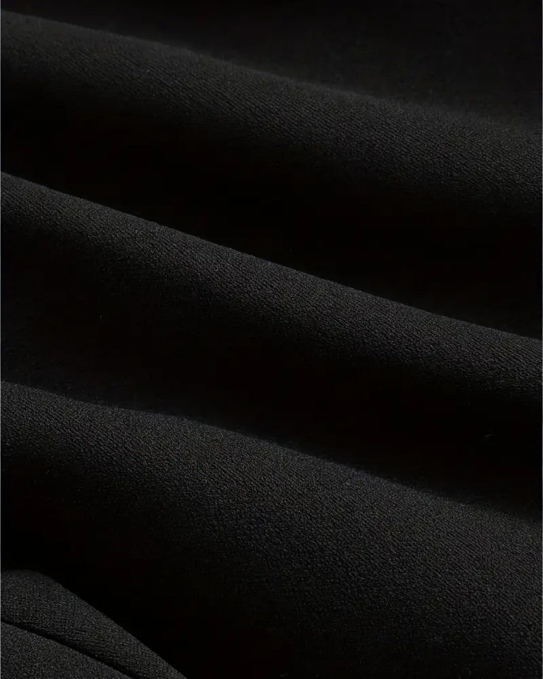 Victoire | Robe midi à perles fines et bretelles croisées
