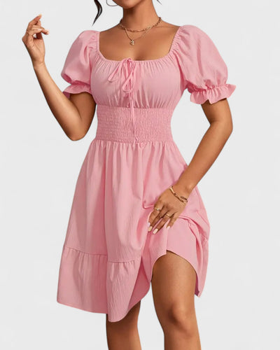Violette | Robe d'été unie à manches bouffantes et ourlet volanté